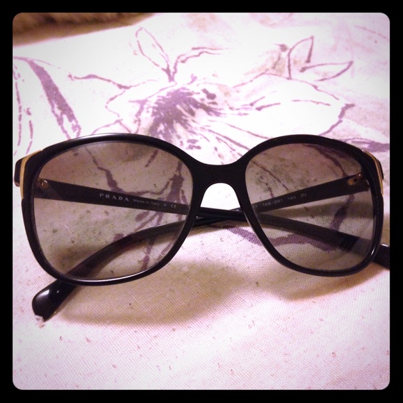 ☀️Prada Sunglasses ☀️