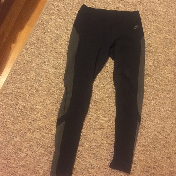 Nike leggings