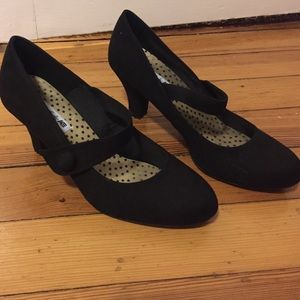 Mary Jane Kitten Heels
