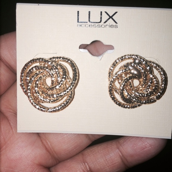 Earring