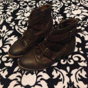 Forever 21 buckle ankle booties