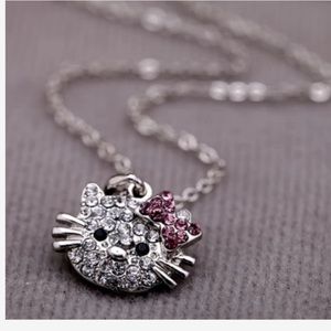 Hello kitty necklace