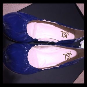 Vero Cuoio blue patent leather flats size 6.5