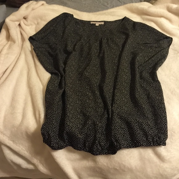 Sale💥Beautiful Loft top - Picture 2 of 4