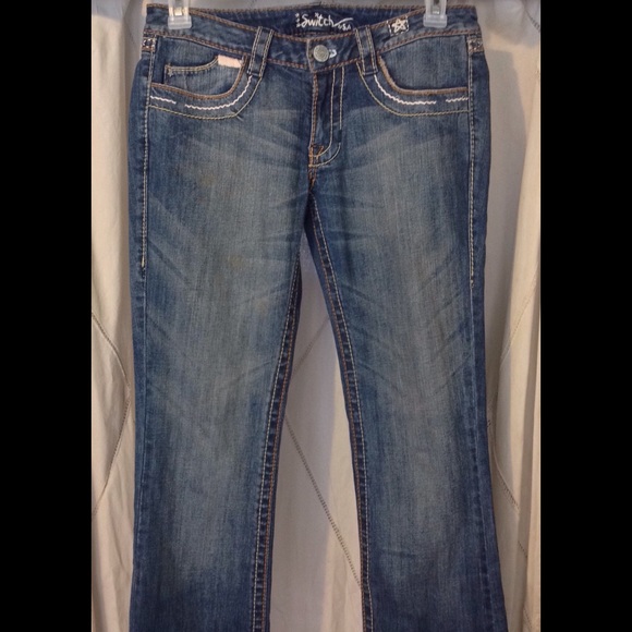 Cuffed Switch Jeans 👍