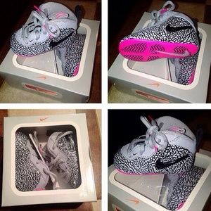 Lil Posites. Baby Elephant Print Foams