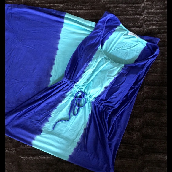Calvin Klein Dresses & Skirts - Sale! Gorgeous Calvin Klein maxi dress