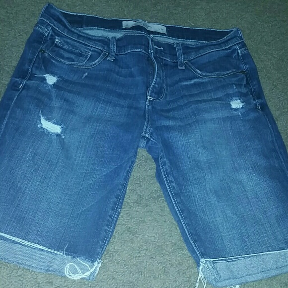 Abercrombie Bermuda shorts