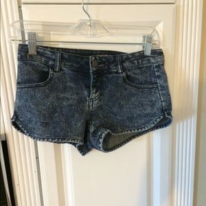 Acid Wash Mid-Rise Shorts