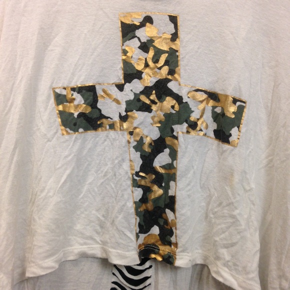 short top - Picture 2 of 3