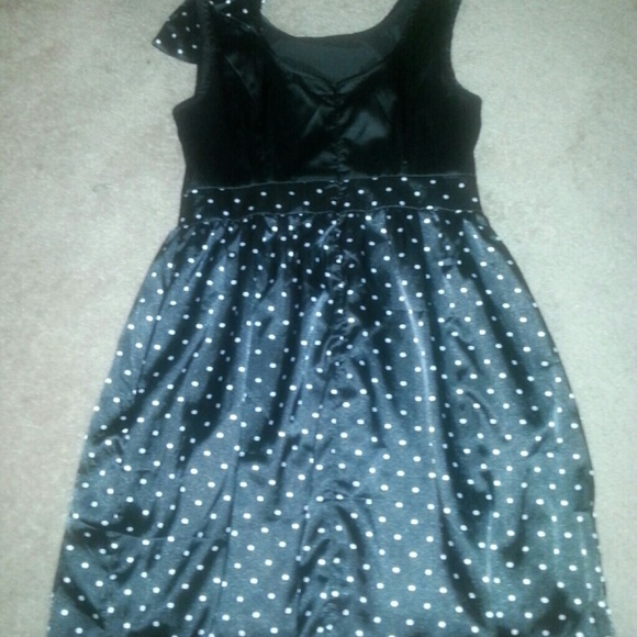 NWT Polka dot dress