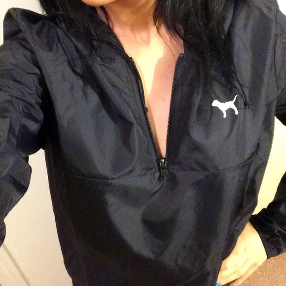 BLACK VS HALF ZIP ANORAK- XS/S