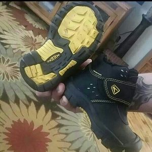 Child's keen booties SALE PRICE