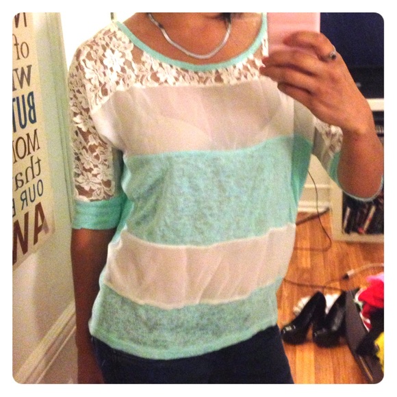 Hi-lo Lightweight Spring Sweater