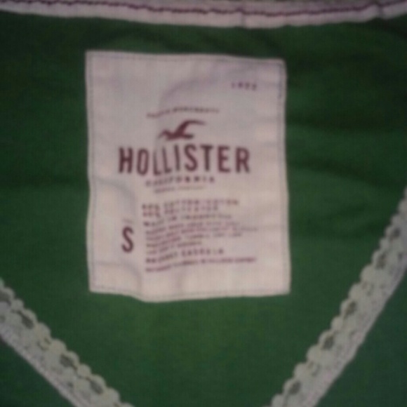 Short sleeve hollister top - Picture 2 of 2