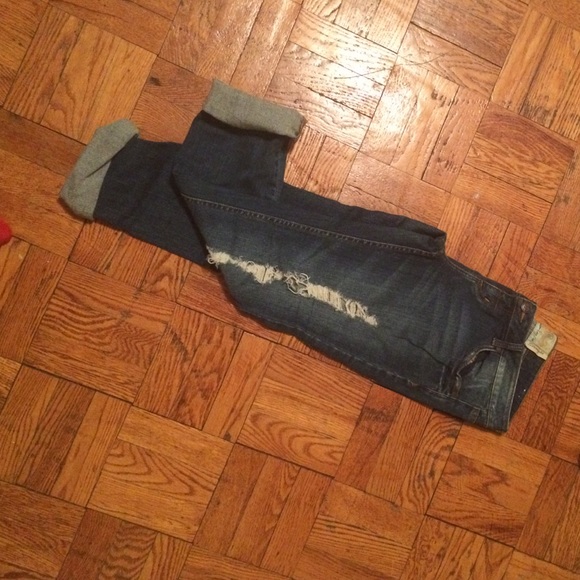 Ripped Boyfriend Jeans