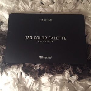 BH Cosmetics 5th Edition Eyeshadow Palette