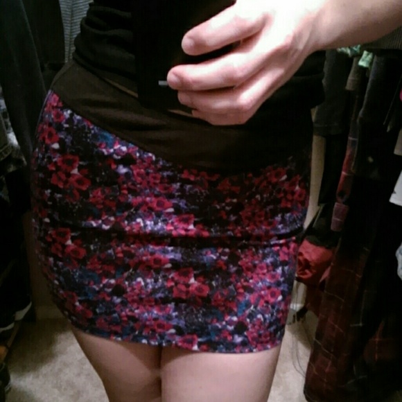 Nollie skirt