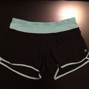 Lululemon Groovy Short