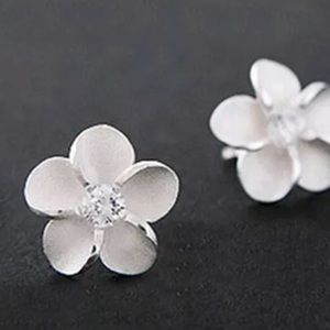 Plumeria Hawaiian Flower 💎 Earrings