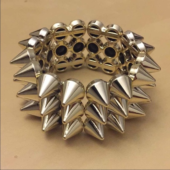 Fashion bracelet!