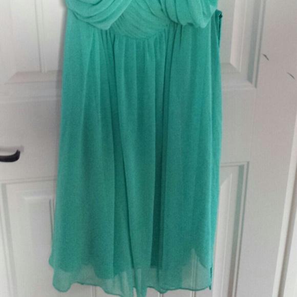 Dress - Picture 2 of 4