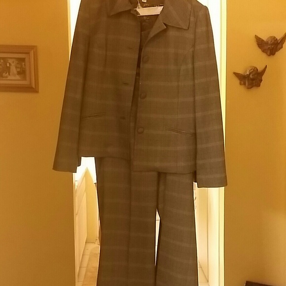 Suit - Picture 1 of 1