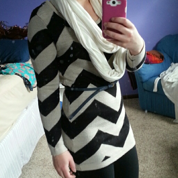Zigzag stripe sweater dress - Picture 1 of 2