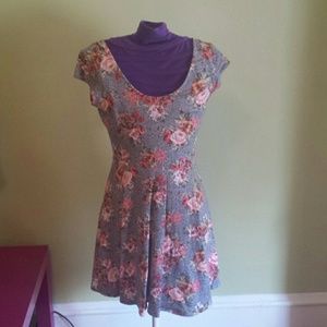 Super cute floral dress