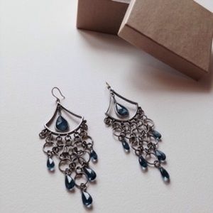 Kenneth Cole Reaction Earrings