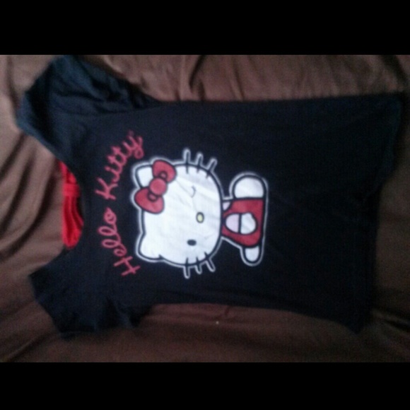 Hello kitty tee