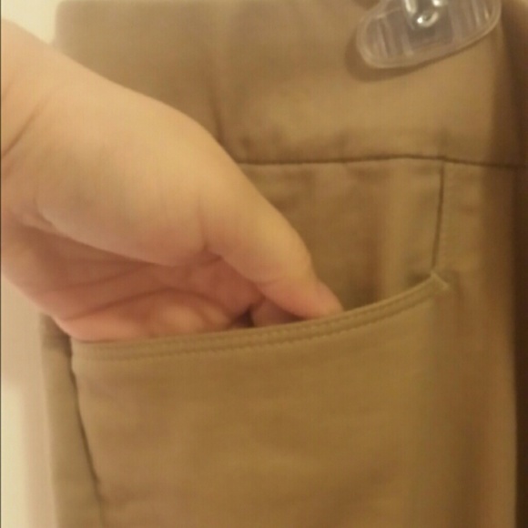 SOLD in Bundle Pull up khaki pants - Picture 4 of 4