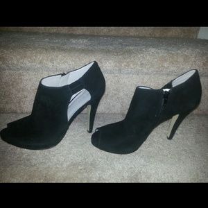 Nine West Phantom Booties