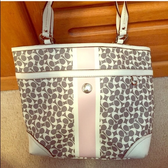 Perfect condition coach bag!