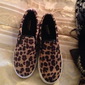Slip on leopard print sneakers
