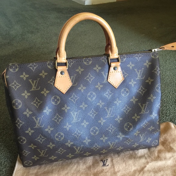 (SOLD tradesy) Authentic Louis Vuitton speedy 35