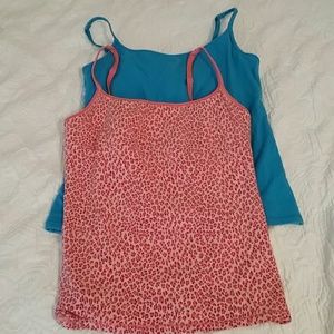 Tank tops with built-in shelf bra