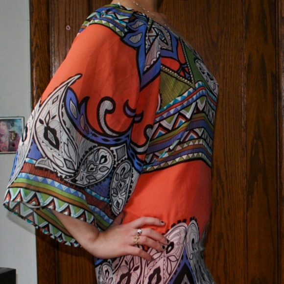 Off-The-Shoulder Flutter Hippie Paisley Dress - Picture 3 of 3