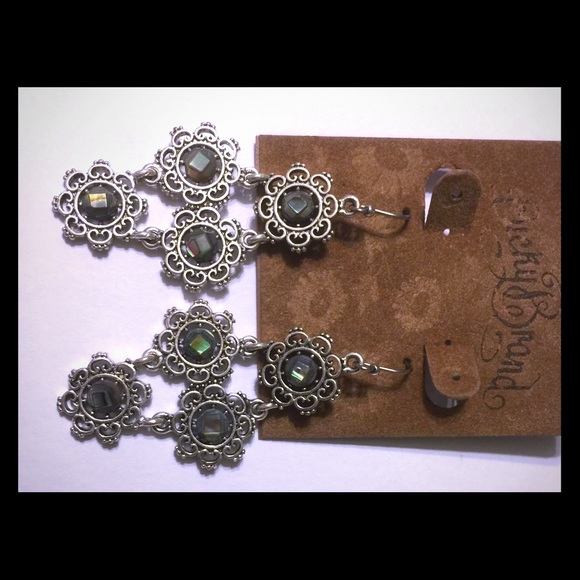 Lucky brand earrings🍀