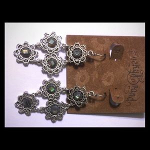 Lucky brand earrings🍀