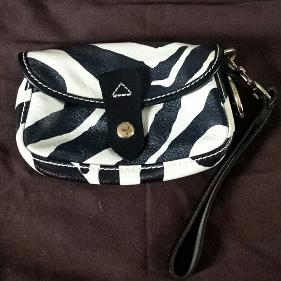 Dooney & Bourke wristlet