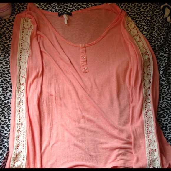 Long sleeve shirt