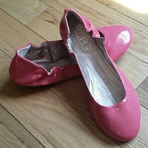 BCBG  ballet flats