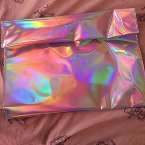 Hologram Clutch