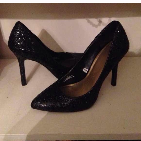 Black Glitter Pumps