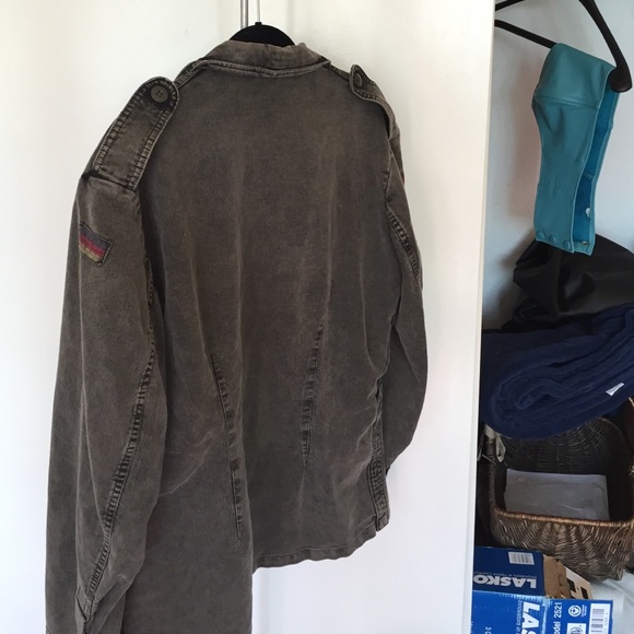 Brandy Melville jacket - Picture 3 of 4