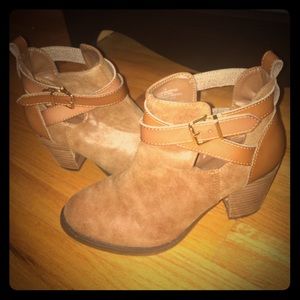 Cute brown heeled booties