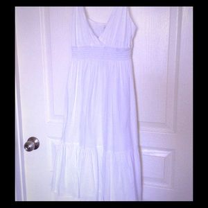 White summer dress. Medium.