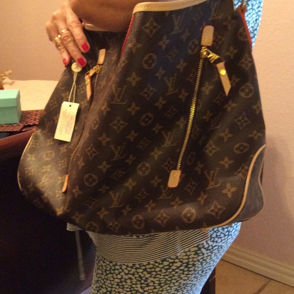 Fashion bag large size with wallet great look