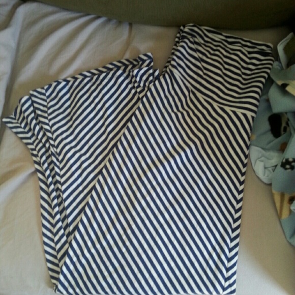 Size large maternity maxi skirt